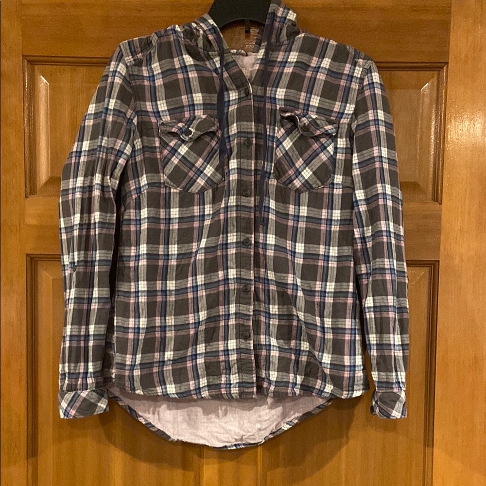 EUC! Women’s Plaid Button-Up Shirt with hood by Boston Traders, sz S!